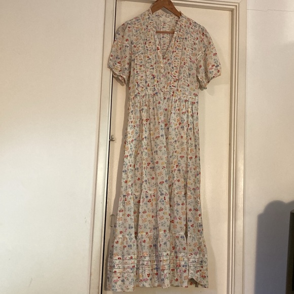 Doen Hathaway - Picture 4 of 17